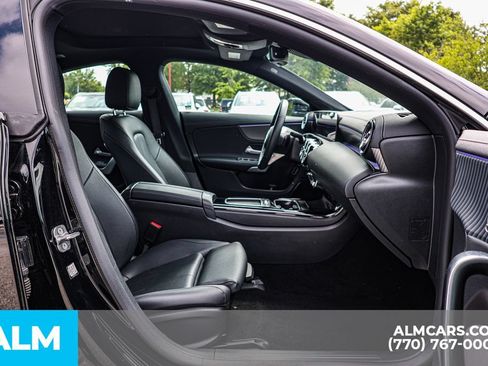 Used 2025 Mercedes-Benz CLA 250 image 21