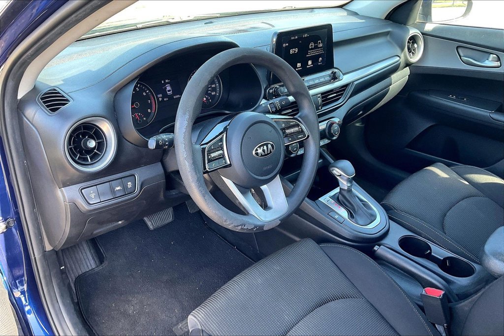 Used 2019 Kia Forte LXS FWD image 12