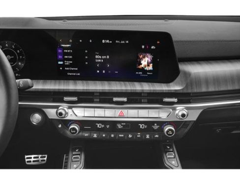 Used 2024 Kia Telluride SX Prestige w/ Towing Package image 13