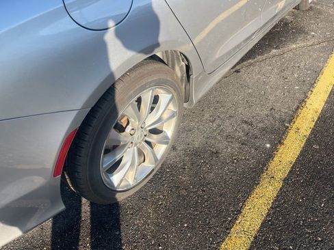 Used 2016 Chrysler 200 S w/ Comfort Group image 20