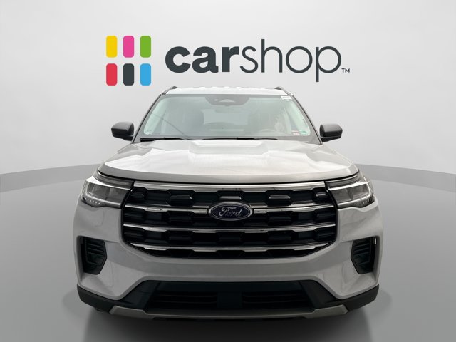 Used 2025 Ford Explorer Active AWD/4WD image 8