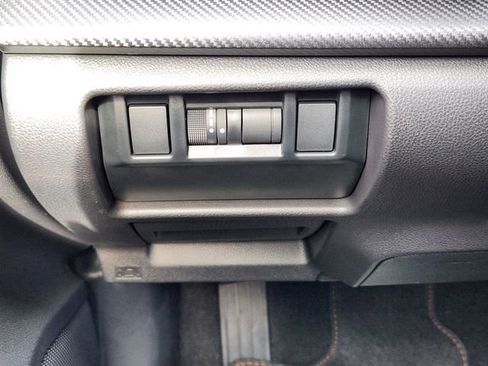 Certified 2025 Subaru Crosstrek 2.5i Limited w/ Crosstrek Mirror Package image 23