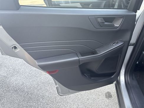 Used 2022 Ford Escape SE w/ Convenience Package image 27