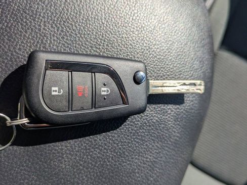 Used 2024 Toyota RAV4 LE image 29