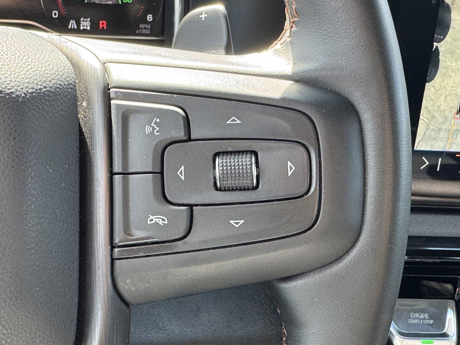 Used 2025 GMC Sierra 1500 AT4 AWD/4WD image 24