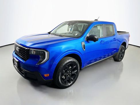 New 2025 Ford Maverick Lariat w/ Black Appearance Package image 5
