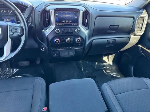 Used 2021 GMC Sierra 1500 SLE w/ X31 Off-Road Package AWD/4WD image 18