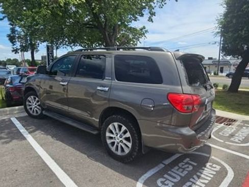 Used 2013 Toyota Sequoia Limited AWD/4WD image 5