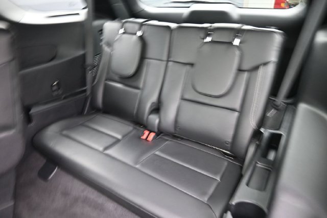 Used 2023 Ford Explorer ST w/ Technology Package AWD/4WD image 15