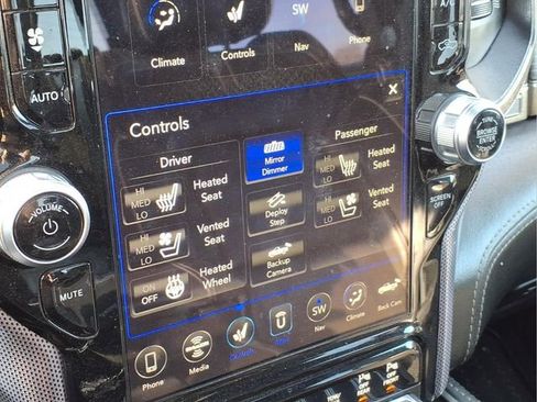 Used 2019 RAM 1500 Limited image 31