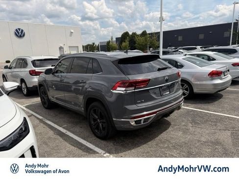 Used 2020 Volkswagen Atlas Cross Sport SE w/ Panoramic Sunroof Package AWD/4WD image 4