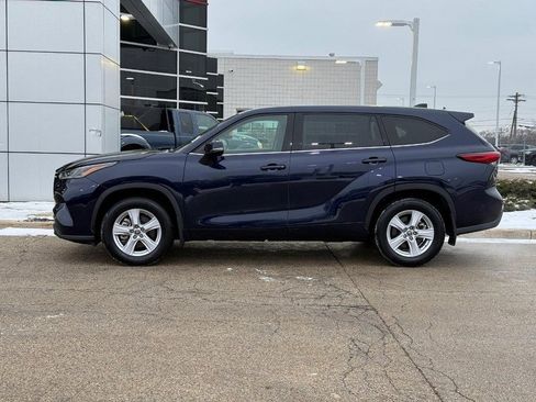 Used 2022 Toyota Highlander L image 6