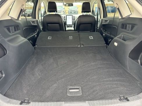 Used 2024 Ford Edge SEL w/ Convenience Package image 47