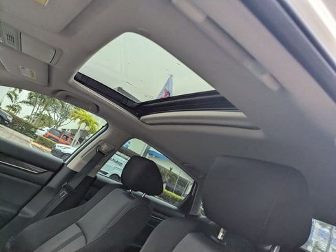 Used 2020 Honda Accord EX image 13