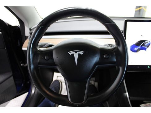 Used 2019 Tesla Model 3 Standard Range Plus image 27