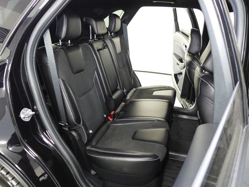 Used 2023 Ford Edge ST AWD/4WD image 19