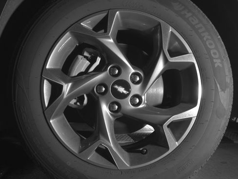 Used 2025 Chevrolet Trax LT FWD image 12