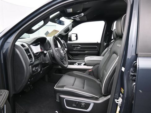 Used 2026 RAM 1500 Laramie AWD/4WD image 11
