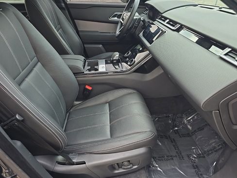 Certified 2023 Land Rover Range Rover Velar R-Dynamic S image 7