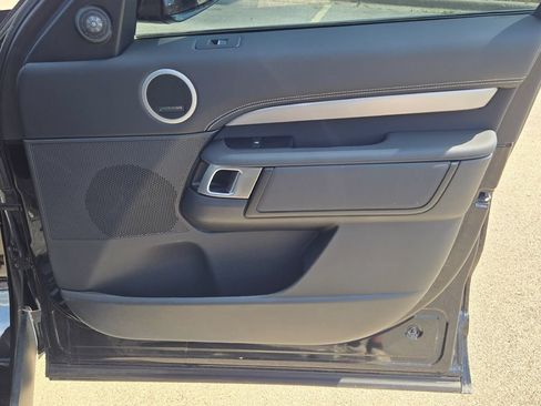 Used 2023 Land Rover Discovery S R-Dynamic AWD/4WD image 8