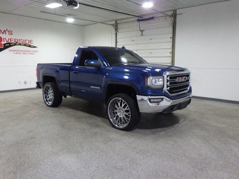 Used 2017 GMC Sierra 1500 SLE w/ SLE Preferred Package AWD/4WD image 5