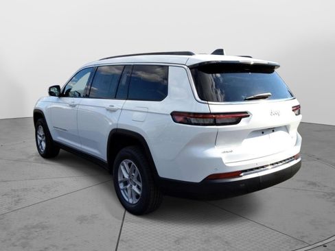 New 2025 Jeep Grand Cherokee L Laredo w/ Luxury Tech Group I image 4