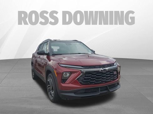 Used 2025 Chevrolet TrailBlazer RS w/ Convenience Package image 3