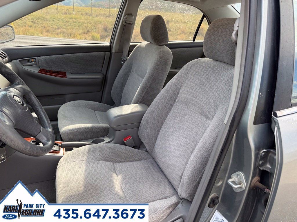 Used 2003 Toyota Corolla LE FWD image 14