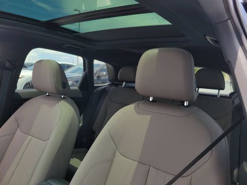 New 2026 Audi Q3 quattro 2.0T AWD/4WD image 16