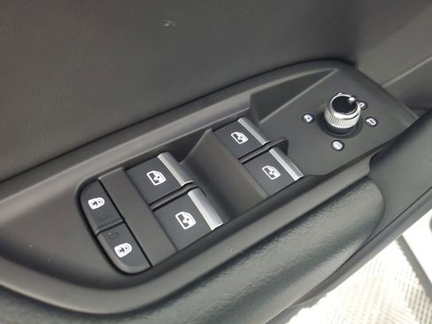 Used 2025 Audi Q5 2.0T Premium image 20