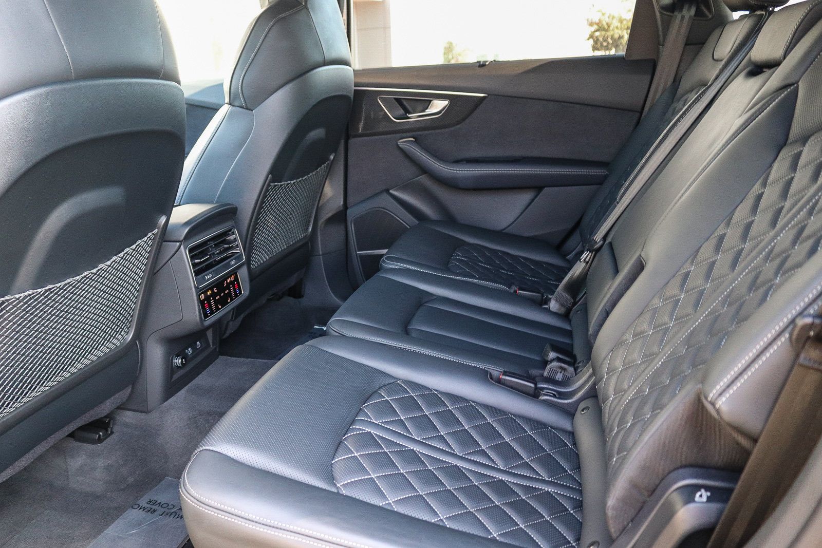 Certified 2023 Audi SQ7 Prestige w/ Prestige Package AWD/4WD image 19