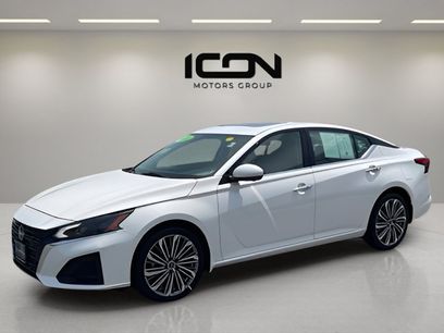 Used 2024 Nissan Altima 2.5 SL