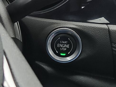 Certified 2021 Buick Encore GX Select w/ Advanced Technology Package image 23