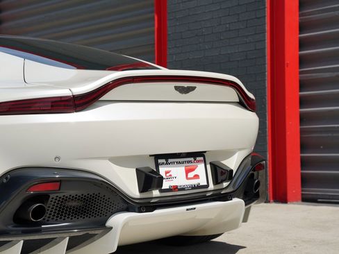 Used 2019 Aston Martin V8 Vantage Coupe RWD image 10