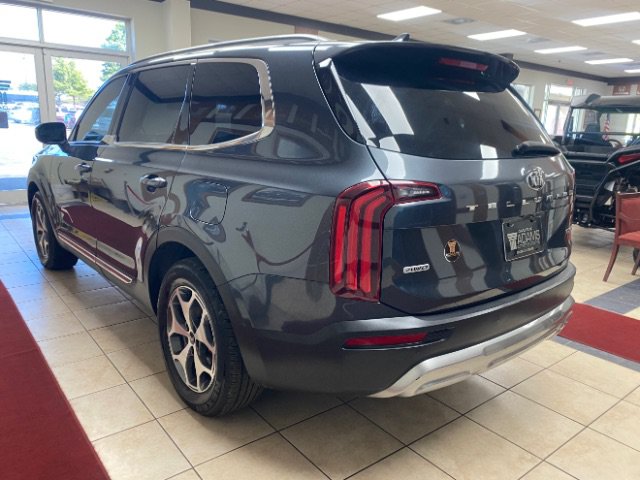 Used 2021 Kia Telluride EX AWD/4WD image 3