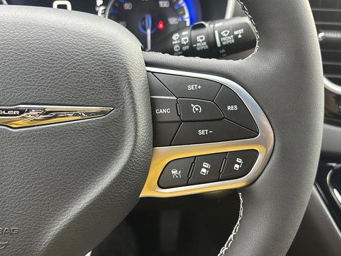 New 2026 Chrysler Voyager LX image 19