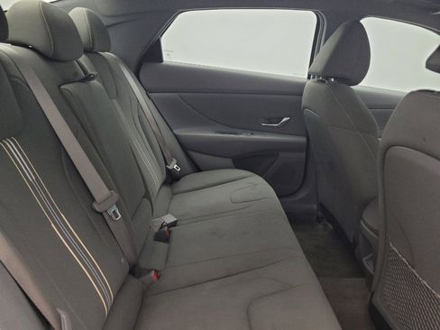 Used 2025 Hyundai Elantra SEL FWD image 19