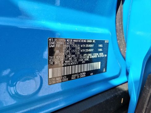 Used 2020 Toyota RAV4 XLE w/ Convenience Package FWD image 25