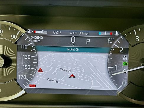 Used 2023 Land Rover Range Rover Velar R-Dynamic S AWD/4WD image 12