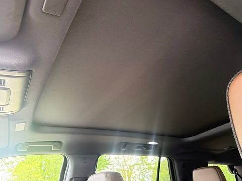 Used 2025 Chevrolet Tahoe High Country w/ Sun And Tow Package AWD/4WD image 12