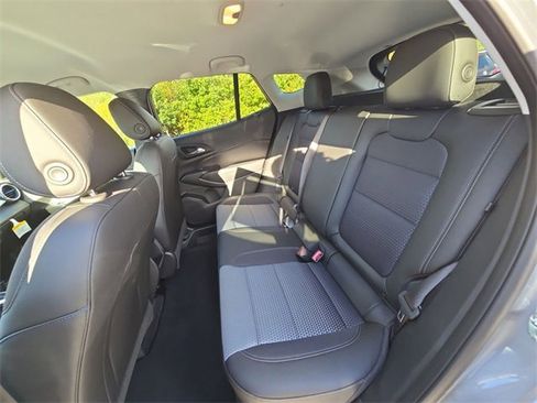 New 2025 Chevrolet Trax LT w/ Driver Confidence Package image 26
