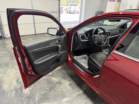 Used 2012 Lincoln MKZ AWD image 9