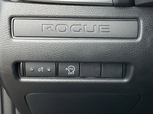 New 2026 Nissan Rogue S image 25