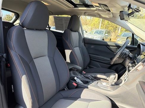 Used 2023 Subaru Crosstrek 2.0i Premium image 18