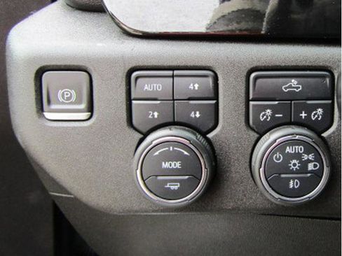 Used 2022 Chevrolet Silverado 1500 RST w/ Z71 Off-Road Package image 22