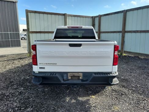 Used 2021 Chevrolet Silverado 1500 W/T w/ WT Value Package image 4