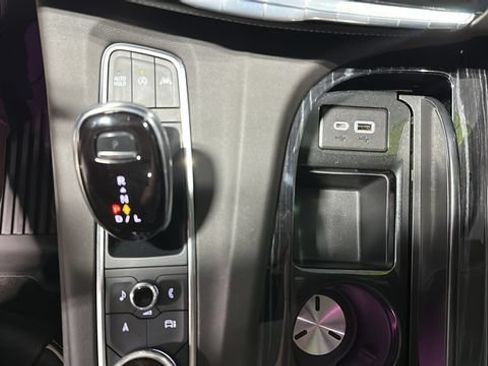 Used 2022 Cadillac Escalade Sport w/ LPO, ONYX Package AWD/4WD image 22