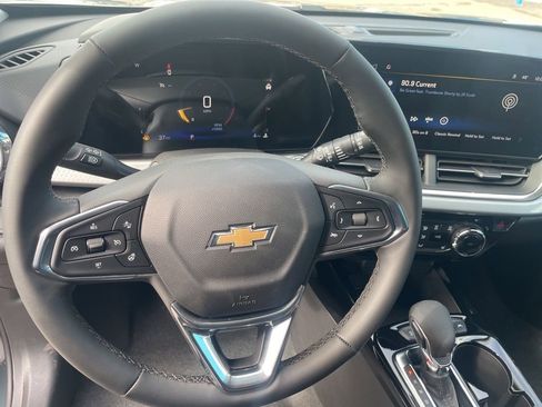 New 2026 Chevrolet Trax LT w/ LT Convenience Package image 14