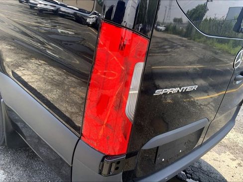 New 2025 Mercedes-Benz Sprinter 2500 image 14