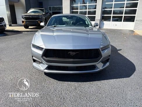 New 2026 Ford Mustang Coupe RWD image 3